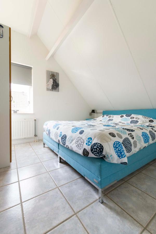 Vakantiehuis Op Villapark Oesterbaai Aan Zee , Met Speeltuin Grenzend Aan De Tuin Вемелдинге Экстерьер фото