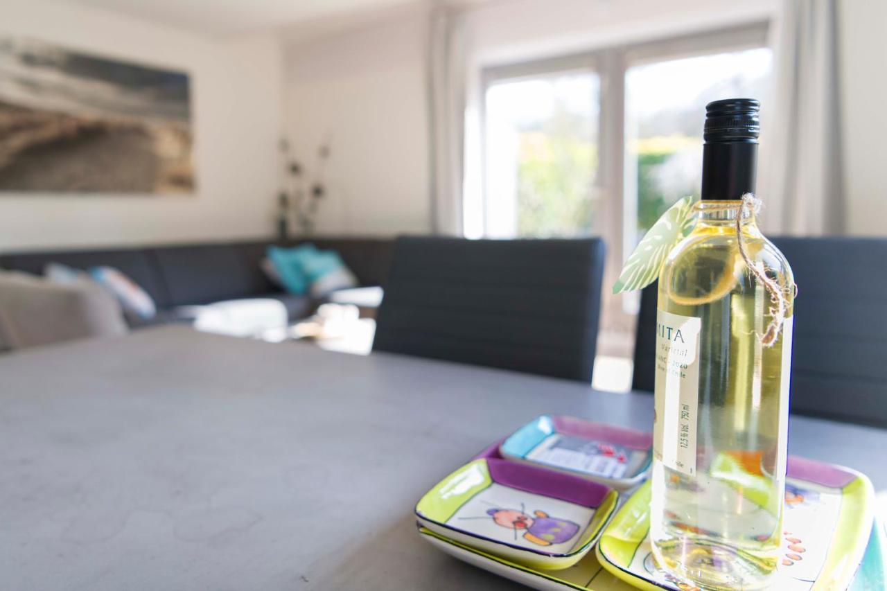 Vakantiehuis Op Villapark Oesterbaai Aan Zee , Met Speeltuin Grenzend Aan De Tuin Вемелдинге Экстерьер фото