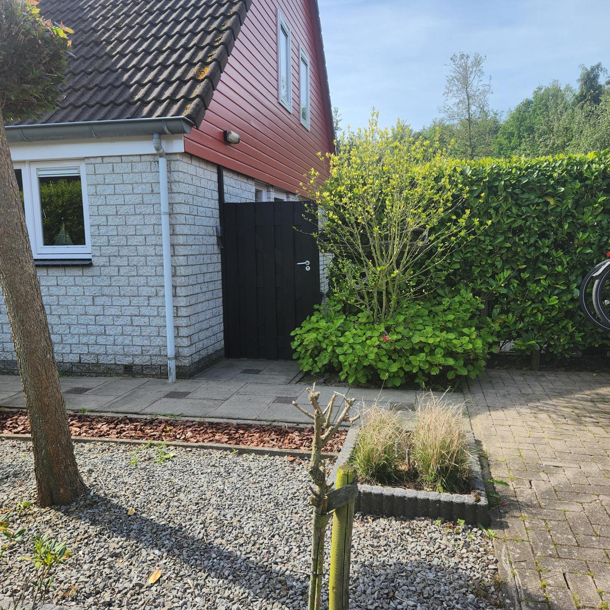 Vakantiehuis Op Villapark Oesterbaai Aan Zee , Met Speeltuin Grenzend Aan De Tuin Вемелдинге Экстерьер фото
