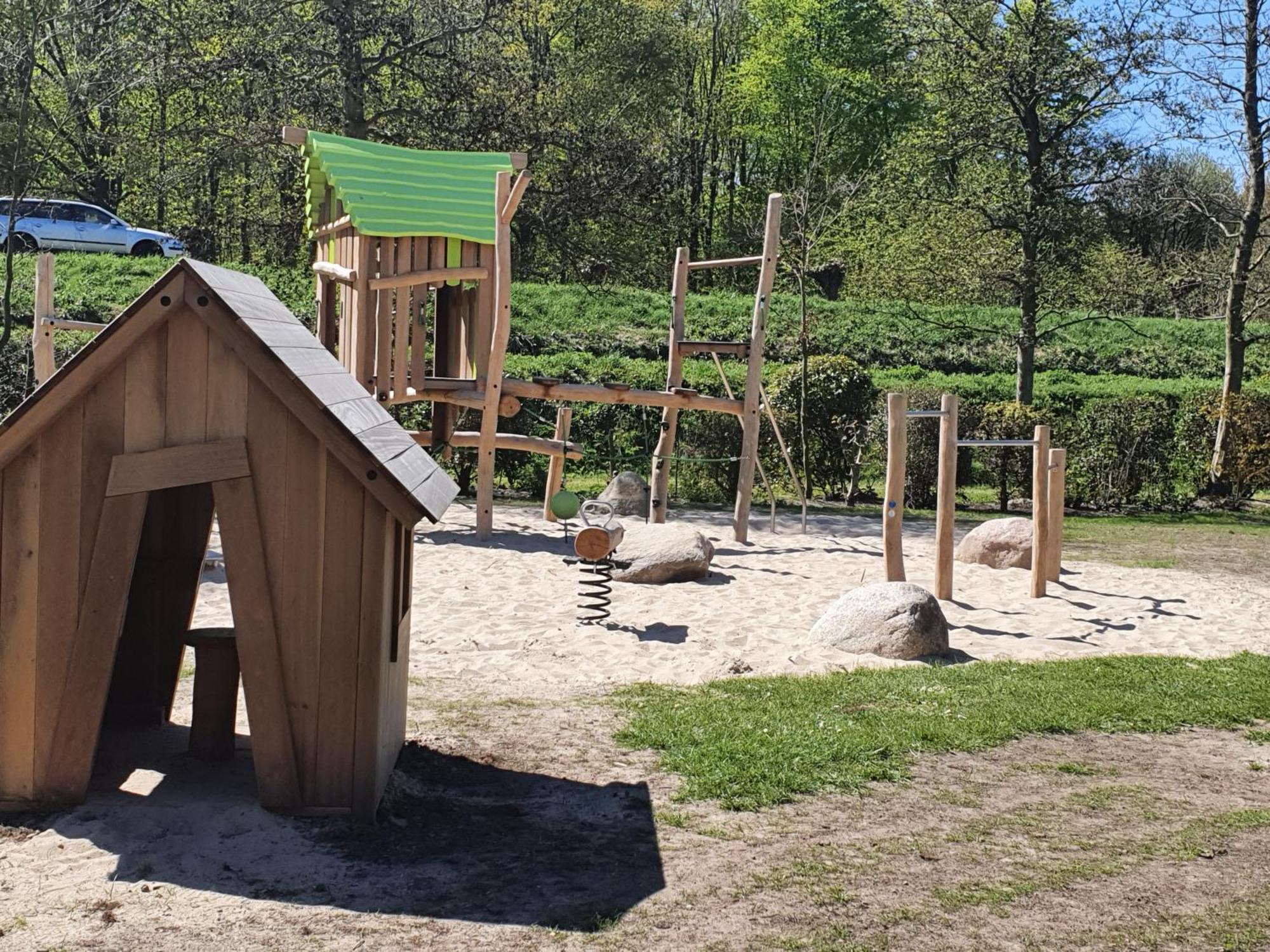 Vakantiehuis Op Villapark Oesterbaai Aan Zee , Met Speeltuin Grenzend Aan De Tuin Вемелдинге Номер фото